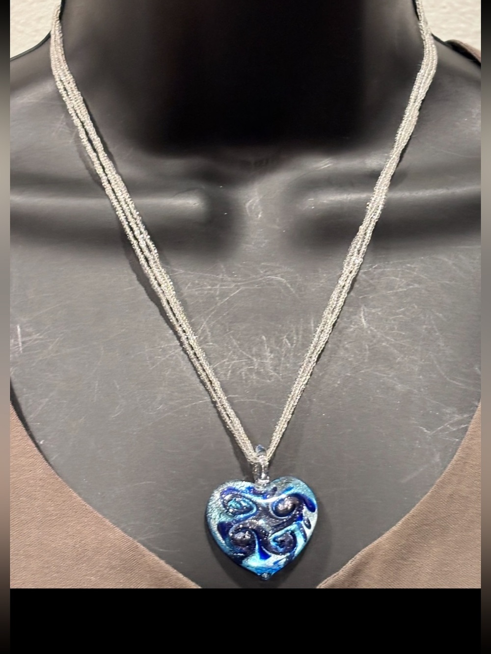 Venetiaurum 925 Glass Heart Necklace with Silver-Tone Multi Strand Chain